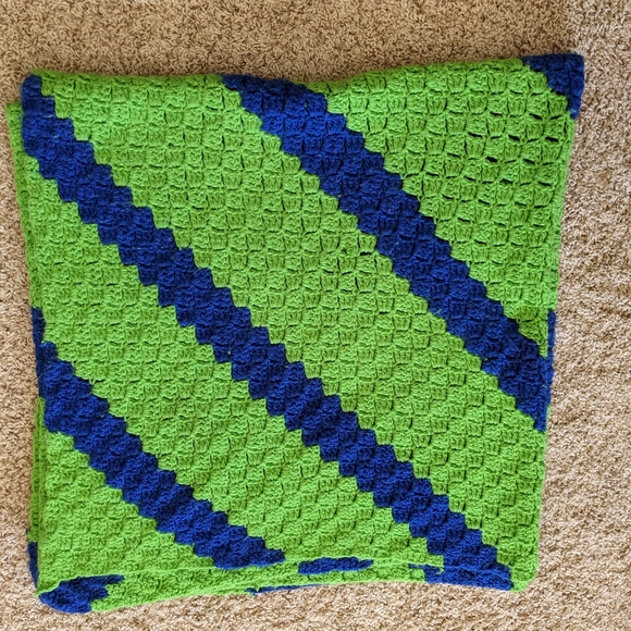 Vintage 70's Hand Made Granny Crochet Afghan Throw Large - Picture 3 of 4